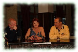 Maciej Trojanowski, Elwira Ryś-Ferens  w sukni wieczorowej z kolekcji sukienek na galę Hanny Bieńkowskiej, Ryszard Szurkowski